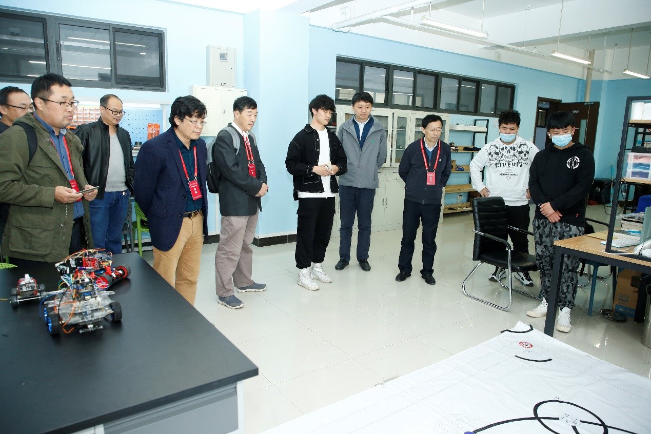 0a8f32a1b4014580a36610244cd15fc1.jpg 91吃瓜