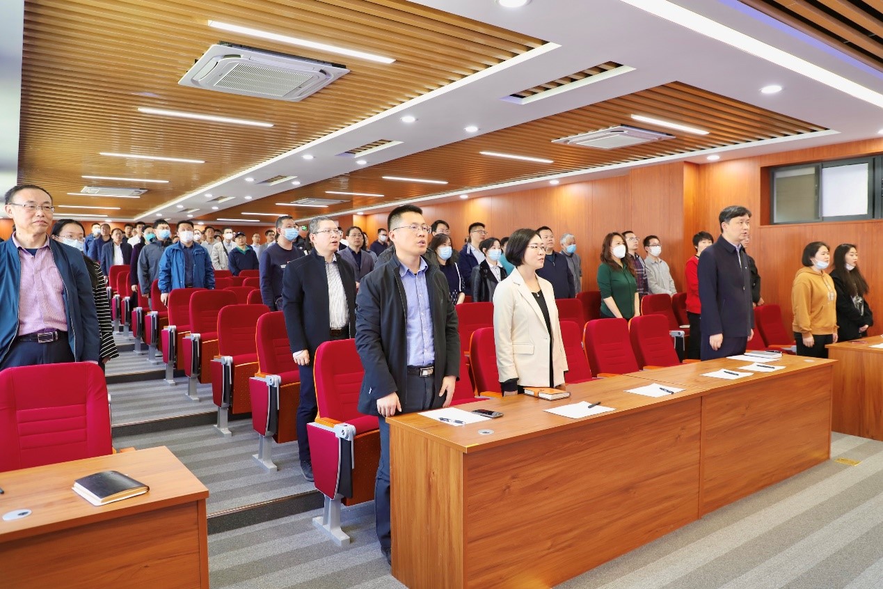 88df3c6ed2eb45ac85f859a9838aa3ec.jpg 91吃瓜